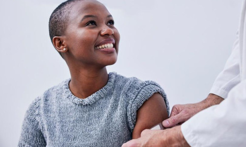 Autocoleta e vacinação contra o HPV: estratégias de defesa contra o câncer de colo do útero